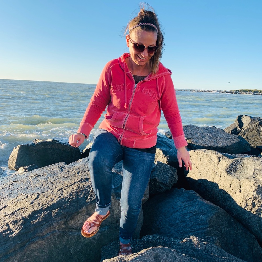 Meet your Posher, Emily